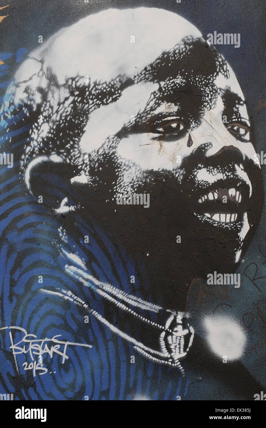 Street Art in Paris Stock Photo Alamy