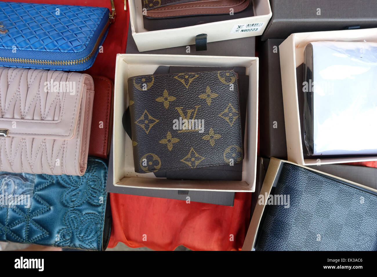 Louis vuitton wallet hi-res stock photography and images - Alamy