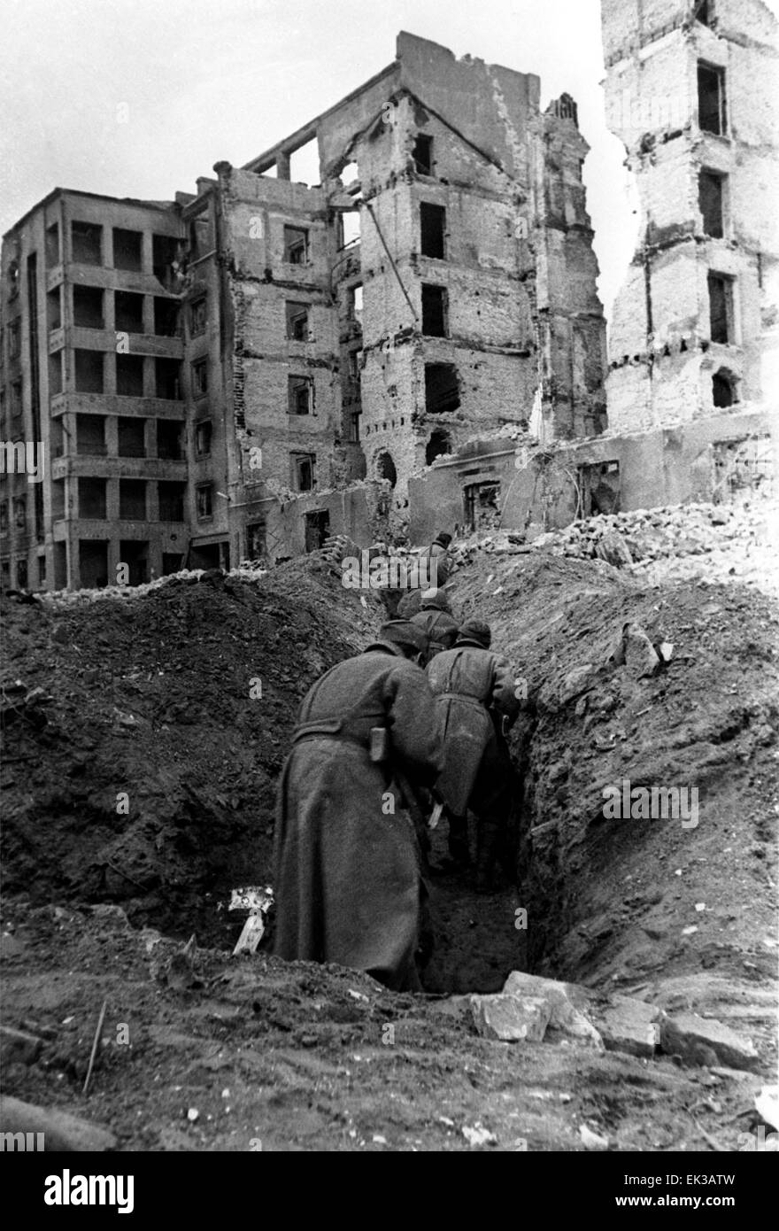Battle Of Stalingrad 1942 High Resolution Stock Photography and Images ...