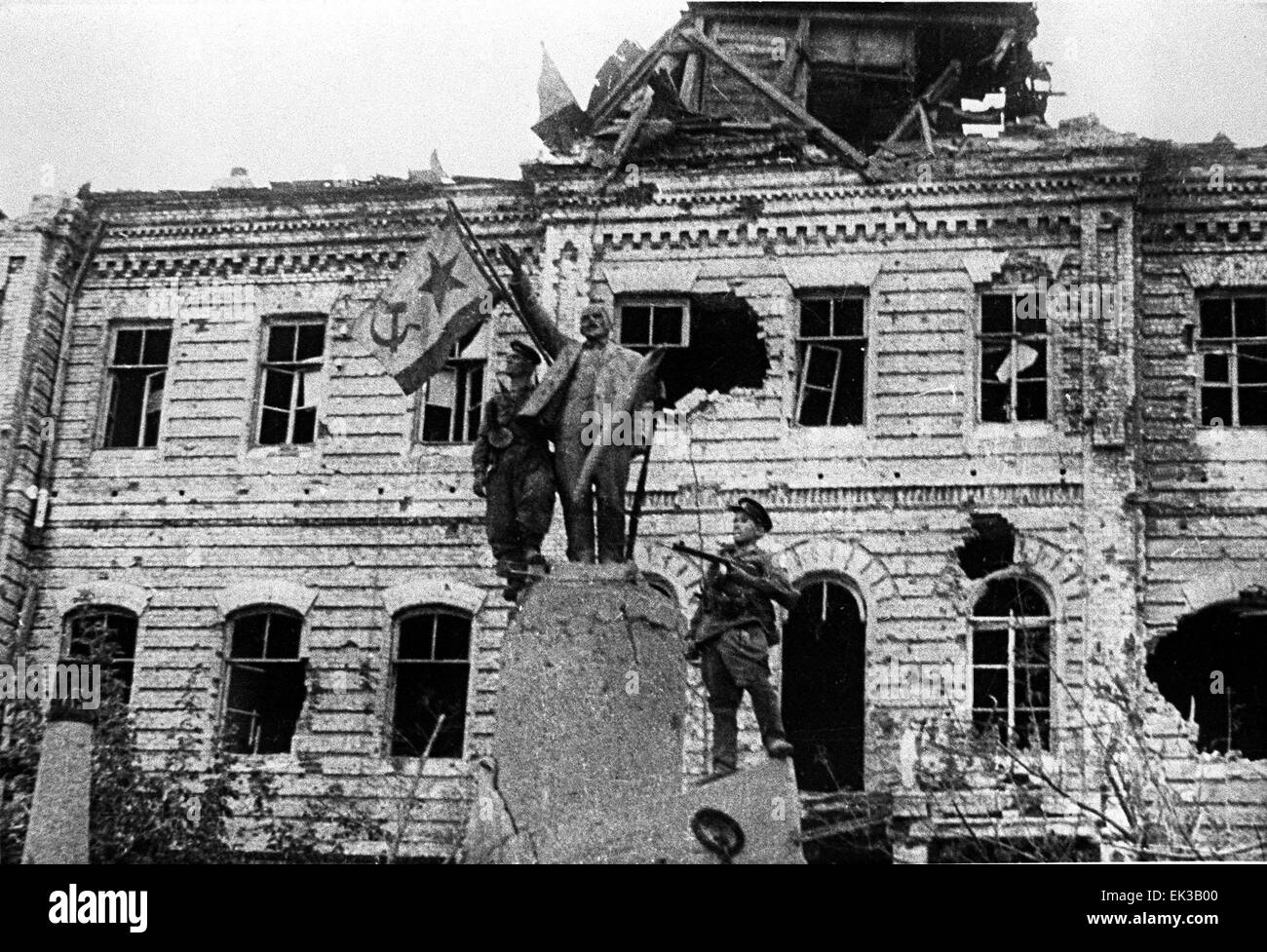 September 1943 High Resolution Stock Photography And Images Alamy