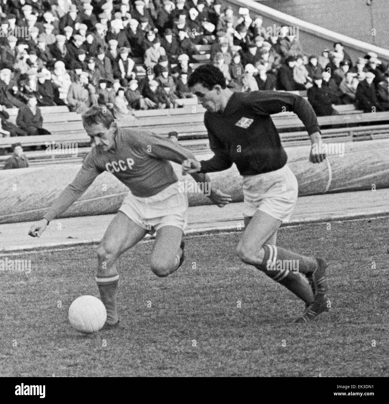 1963 Football High Resolution Stock Photography and Images Alamy