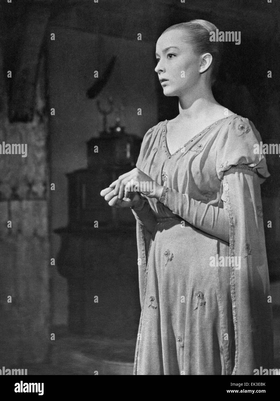 Biography of Anastasia Vertinskaya - Ophelia of theatrical art Biography of Anastasia Vertinskaya - Ophelia of theatrical art