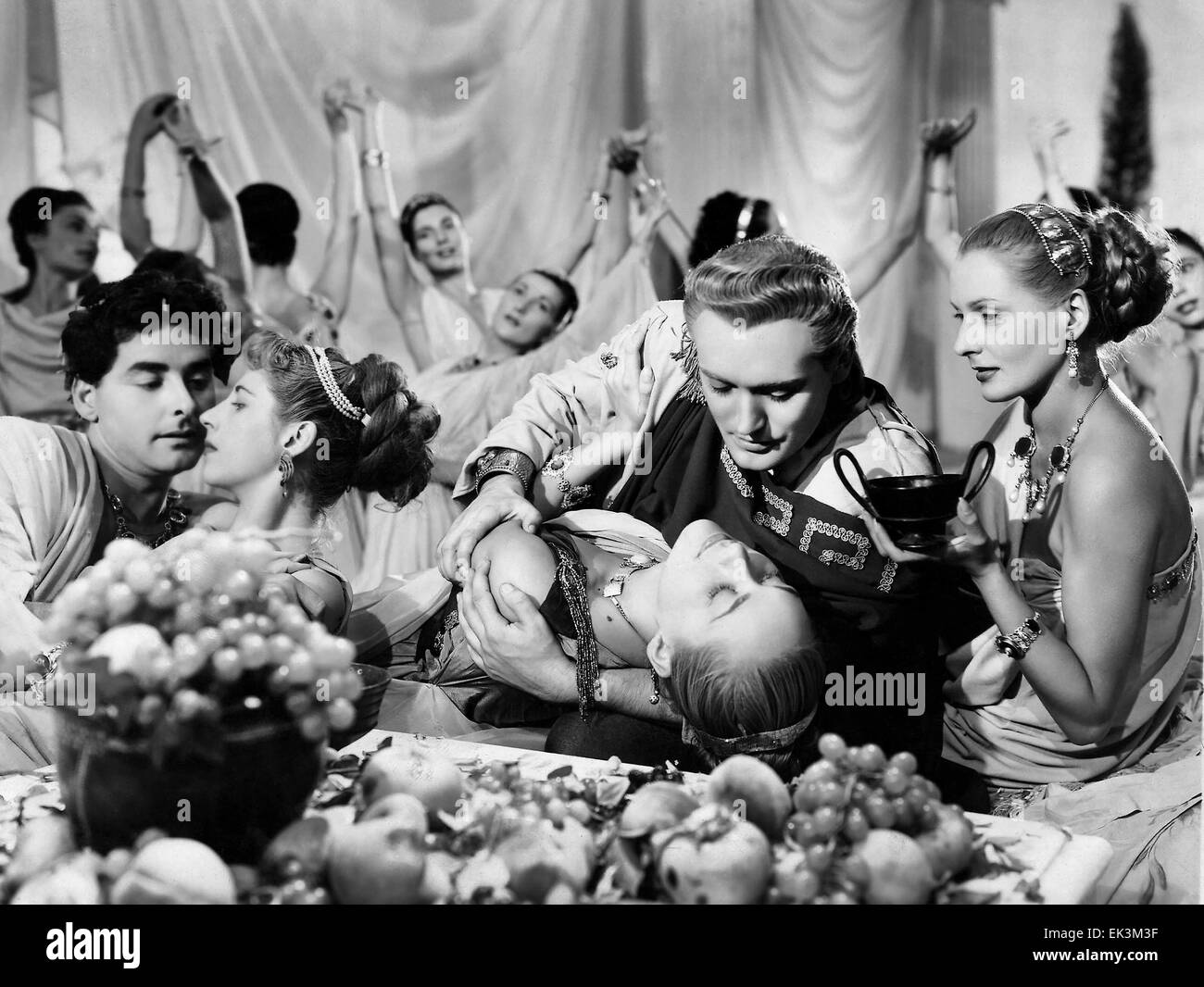Italo Tajo, Nelly Corradi, Gino Mattera, on-set of the Film 'Faust and the Devil' (aka La Leggenda di Faust', 1950 Stock Photo