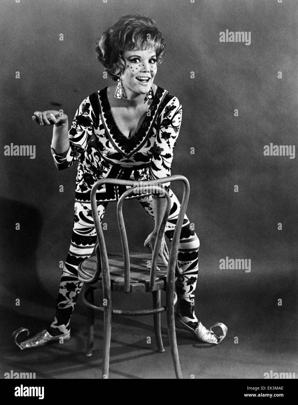 Woman jigsaw 1960s hires stock photography and images Alamy