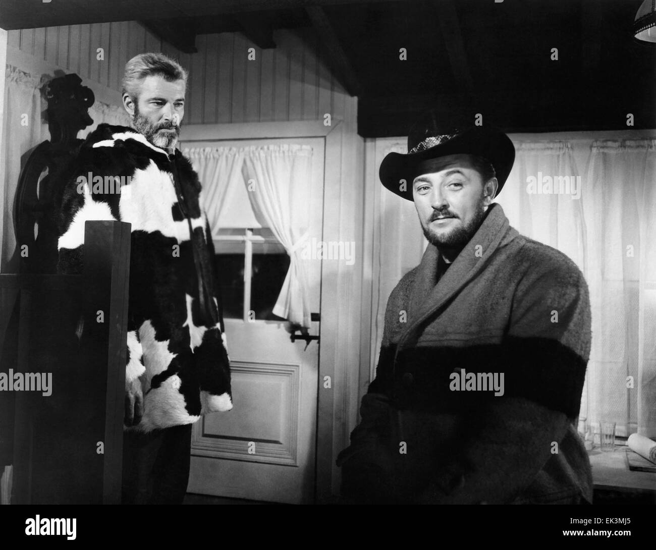 William Hopper, Robert Mitchum, onset of the Film "Track of the Cat