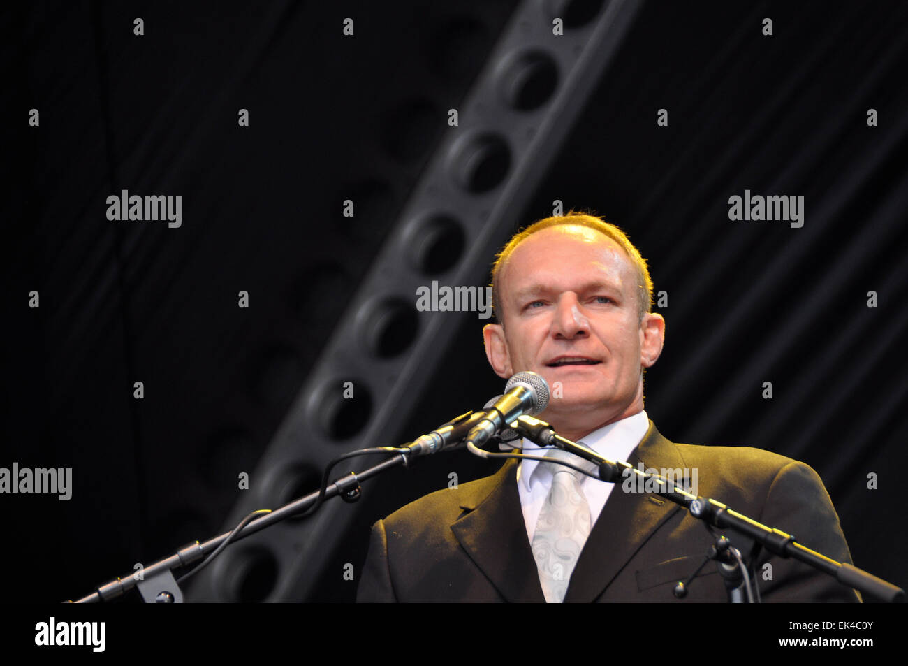 Former rugby World Cup winning captain Francois Pienaar paid tribute to Nelson Mandela at Cape Town’s memorial for Mandela.Cape Town celebrated Mandela with a concert in The Cape Town Stadium. Crowds danced and sang to Johnny Clegg, Freshly Ground, Annie Lennox, Bala brothers and more. Speakers included minister Trevor Manual and Premier of the Western cape helen Zille.The feeling was one of joy and unity for the rainbow nation as all races, ages and gender attended the tribute for Mandela. Stock Photo