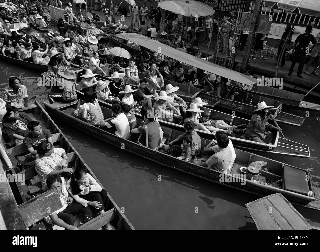 Thailand, Bangkok: 14th march 2007 - tourists at the Floating Market ...