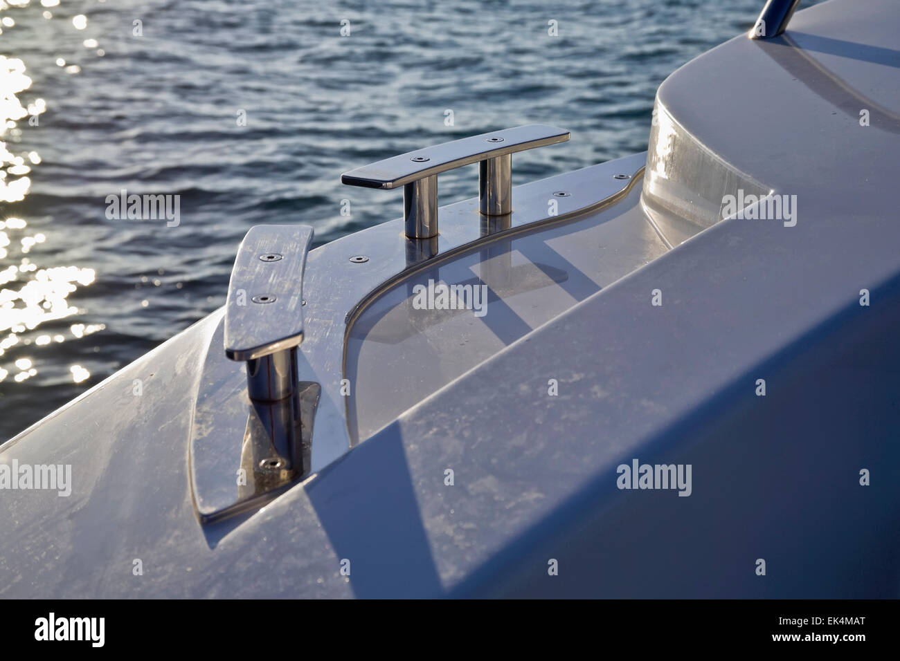 Italy, Nettuno (Rome), luxury yacht Rizzardi 45' (motor boat), steel bollards Stock Photo