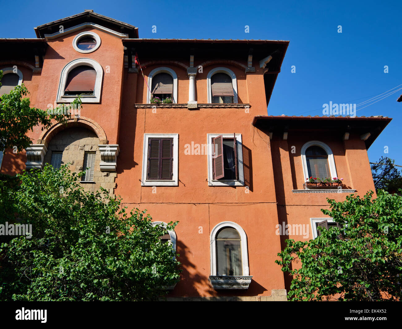 Italy, Rome, Garbatella, old building facade Stock Photo - Alamy