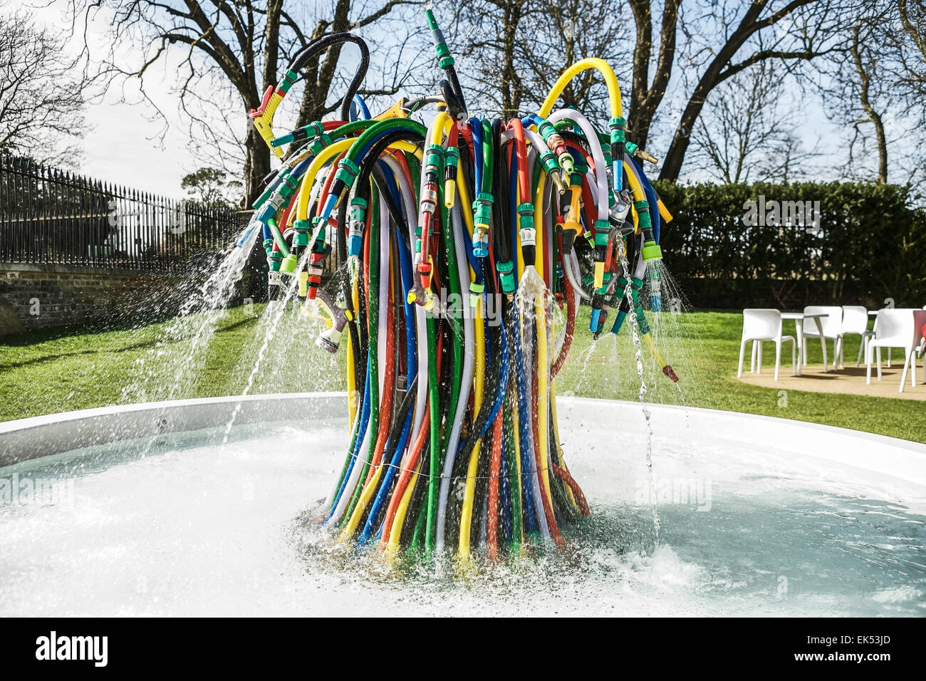Hosepipe sculpture: Bertrand Lavier fountain, Serpentine Sackler Gallery, London, UK. Garden art. Water shortage concept. Stock Photo
