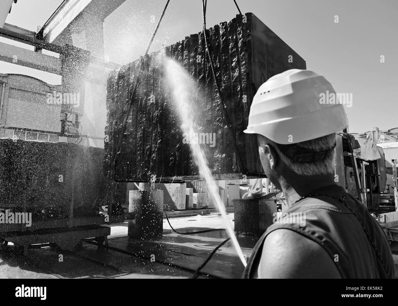 Italy, marble cutting factory industrial Stock Photo Alamy