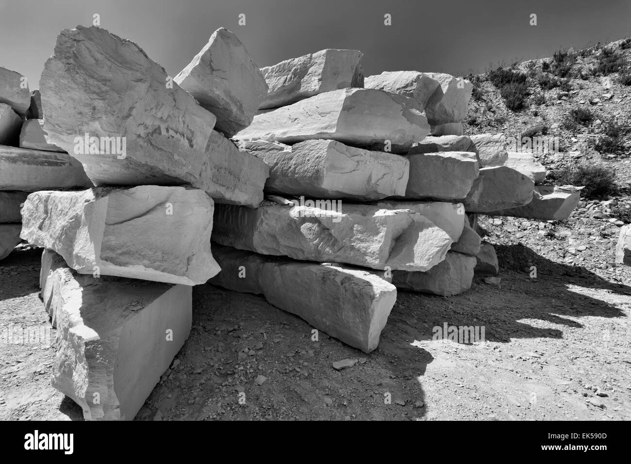 Italy, marble cutting factory industrial Stock Photo Alamy