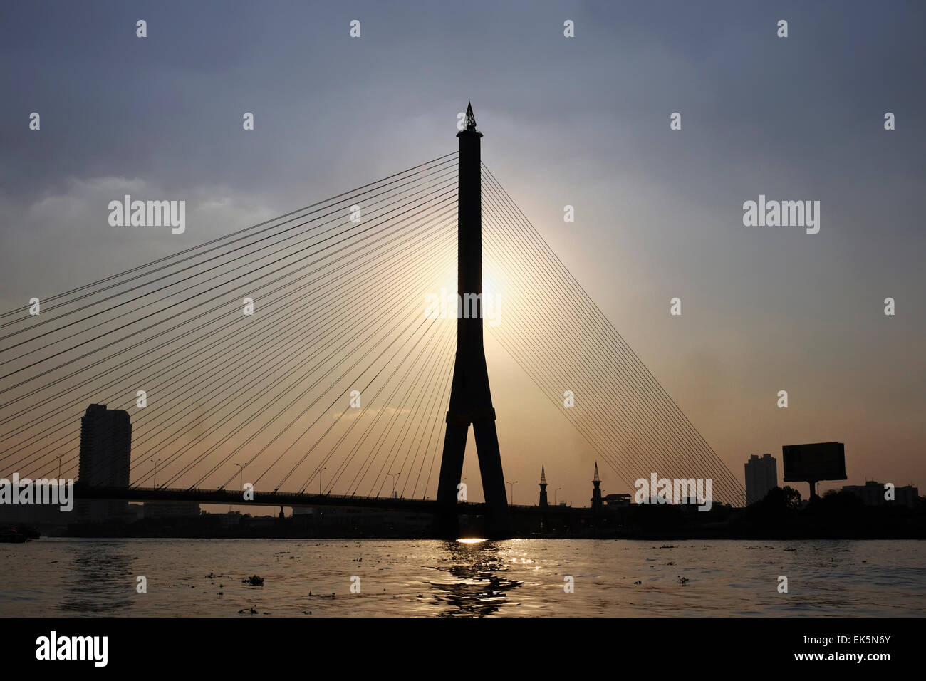 King rama viii bridge hi-res stock photography and images - Alamy