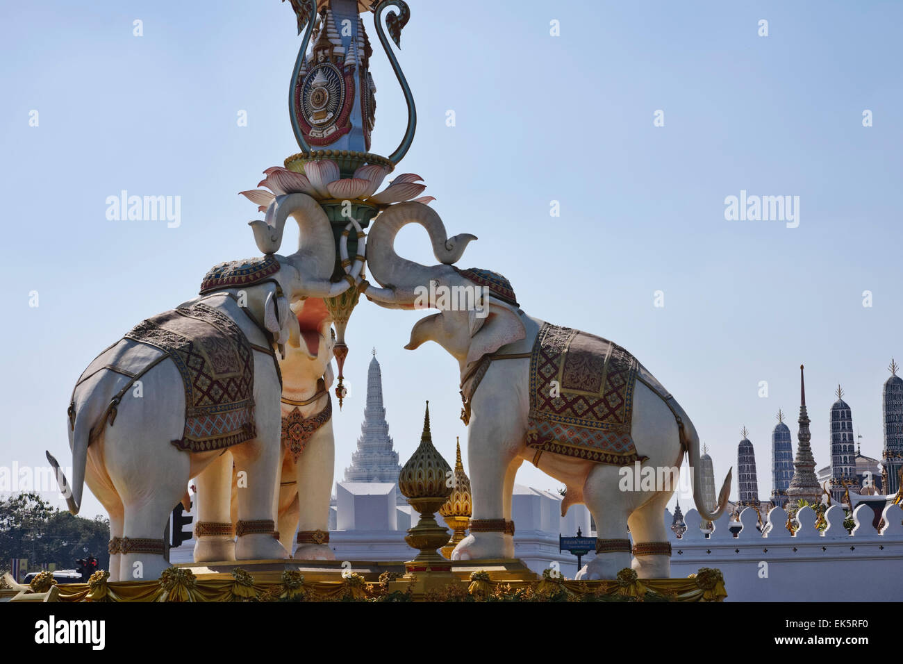 Thailand, Bangkok, view of the Three White Elephants monument and the Imperial City in the background (Thanon Na Phra Lan) Stock Photo