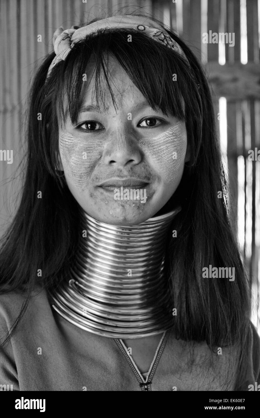 Thailand, Chiang Mai, Karen Long Neck hill tribe village (Baan Tong ...