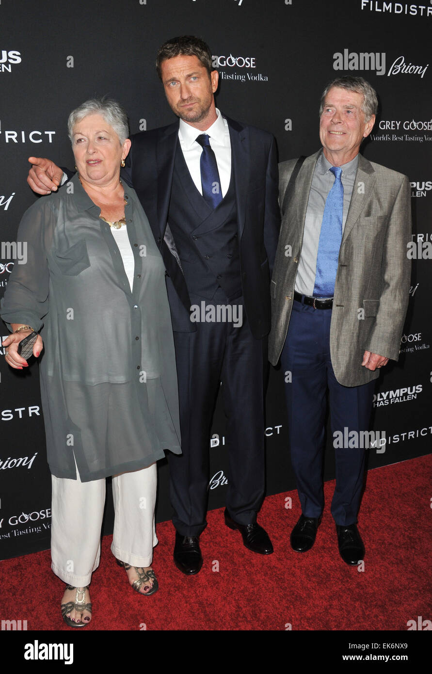 Gerard butler with his parents hires stock photography and images Alamy
