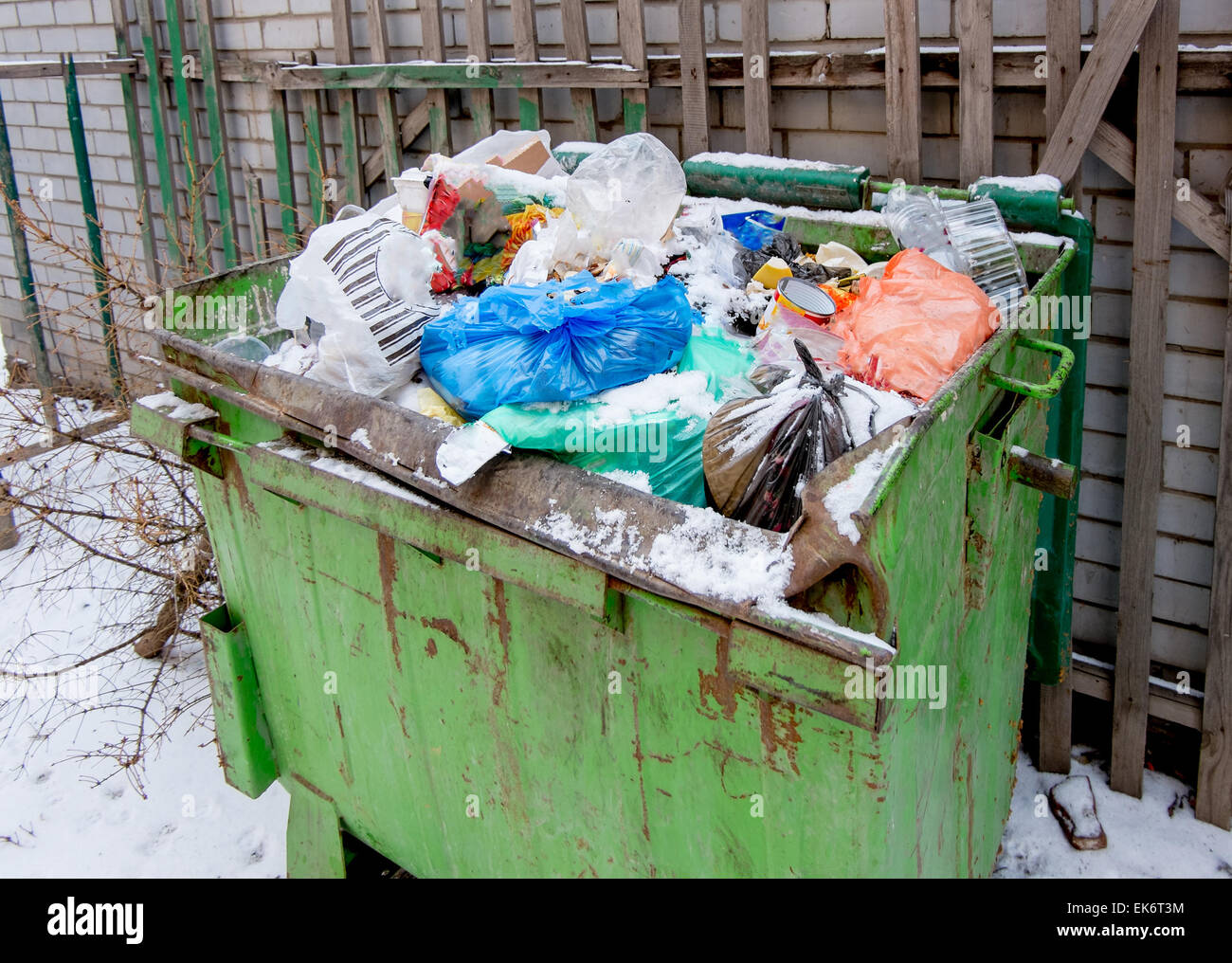 Dirty Dumpster High Resolution Stock Photography and Images - Alamy