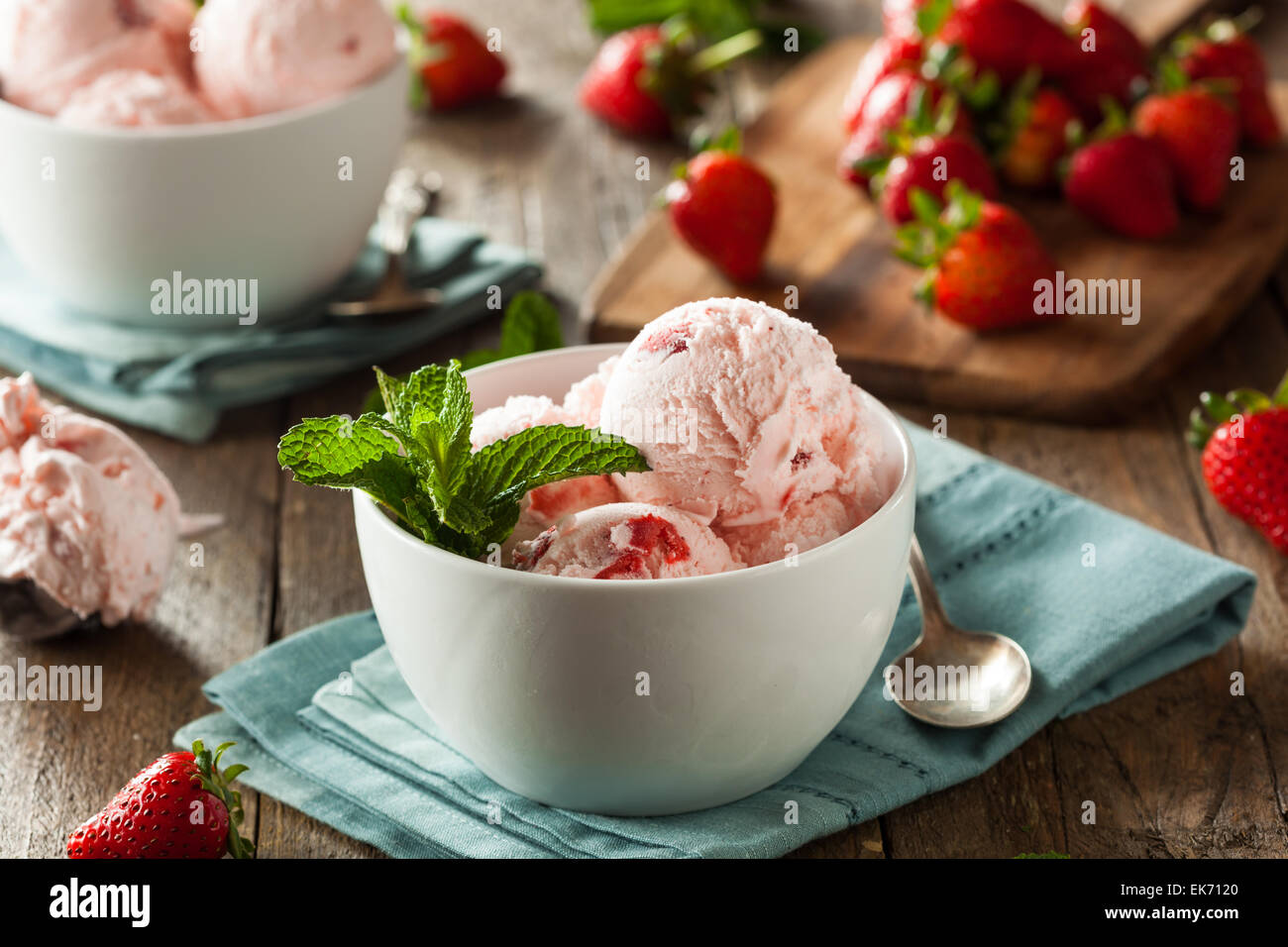 Cold Strawberry Ice Cream in a Bowl with Mint Stock Photo - Alamy