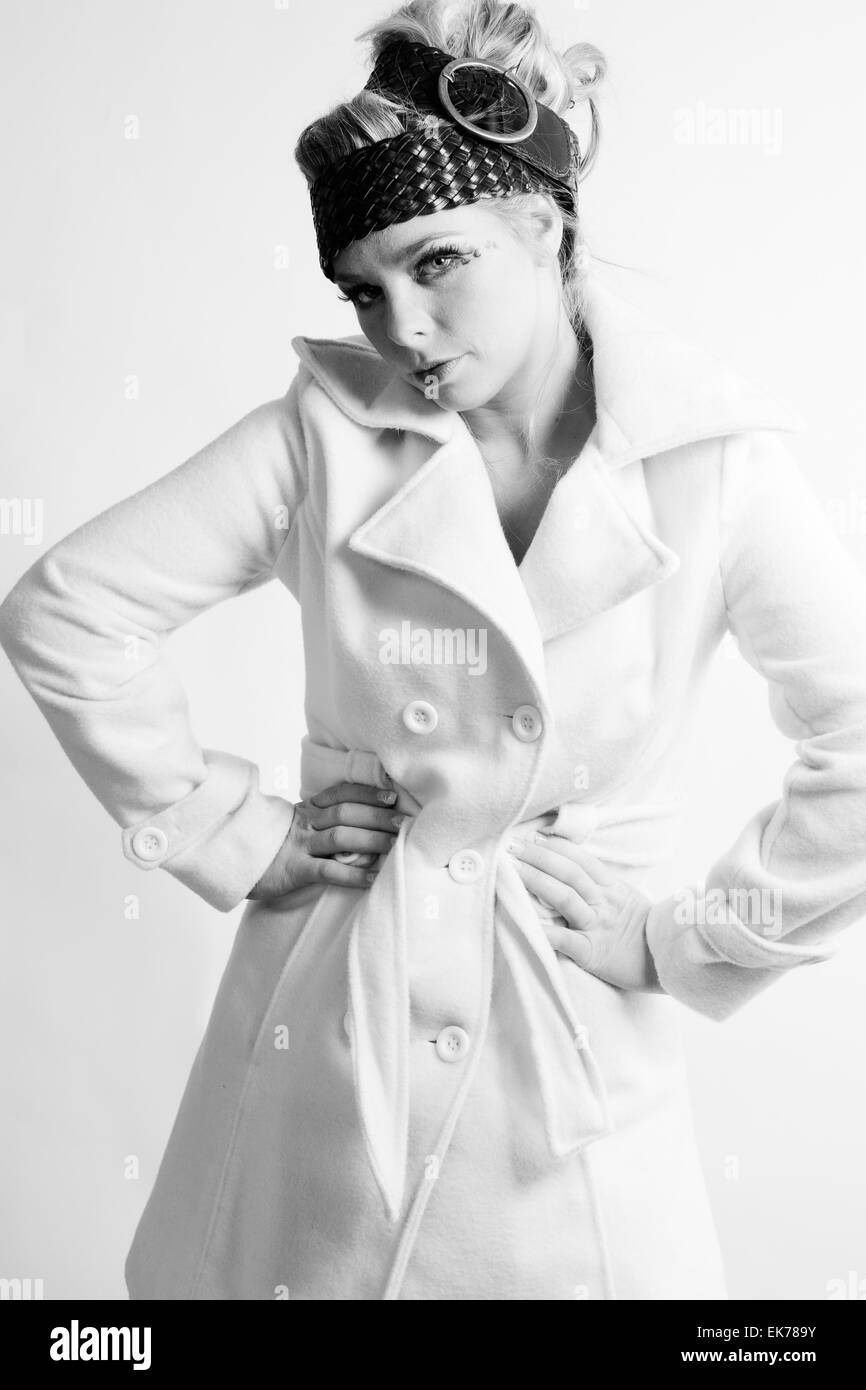 Female studio fashion portrait Black and White Stock Photos & Images ...
