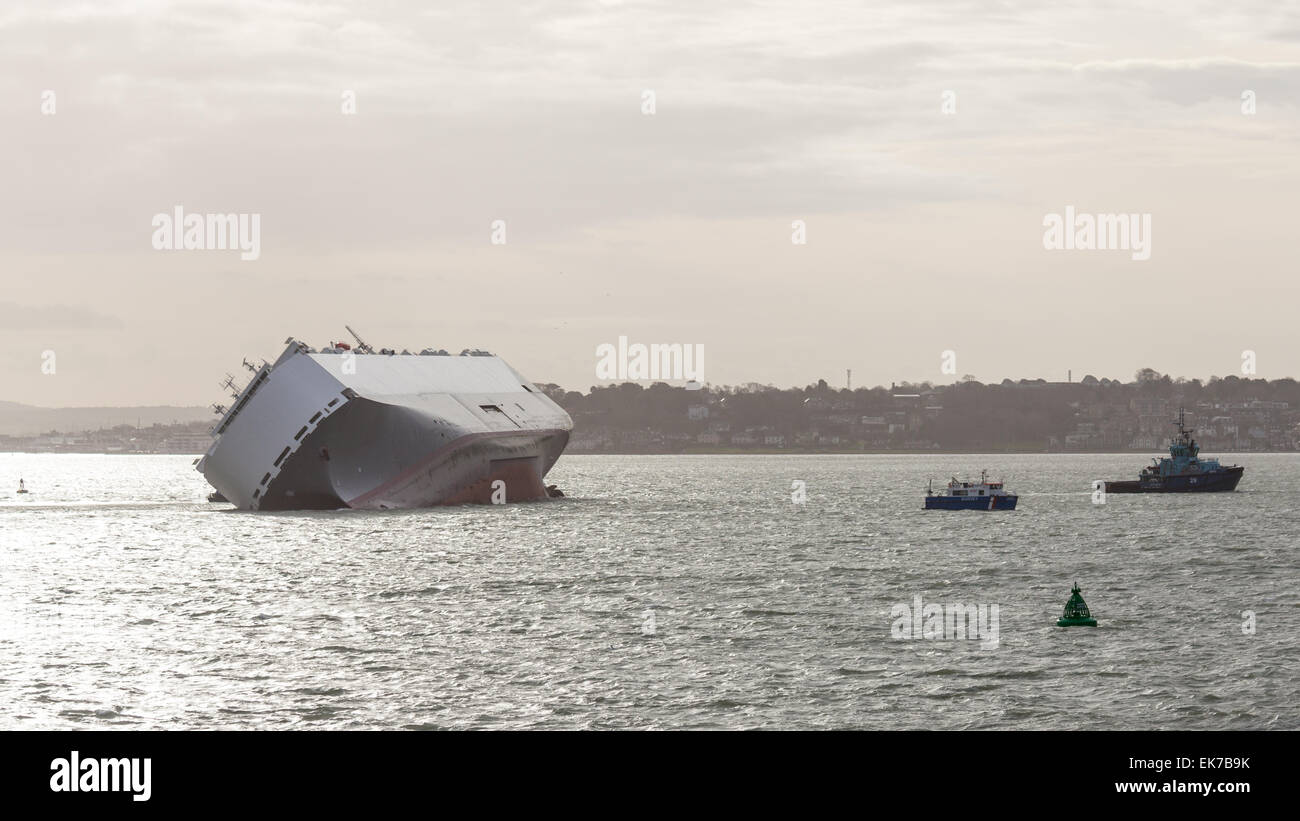 The stricken car carrier, Hoegh Osaka, which ran aground on Bramble Bank in the Solent Stock Photo