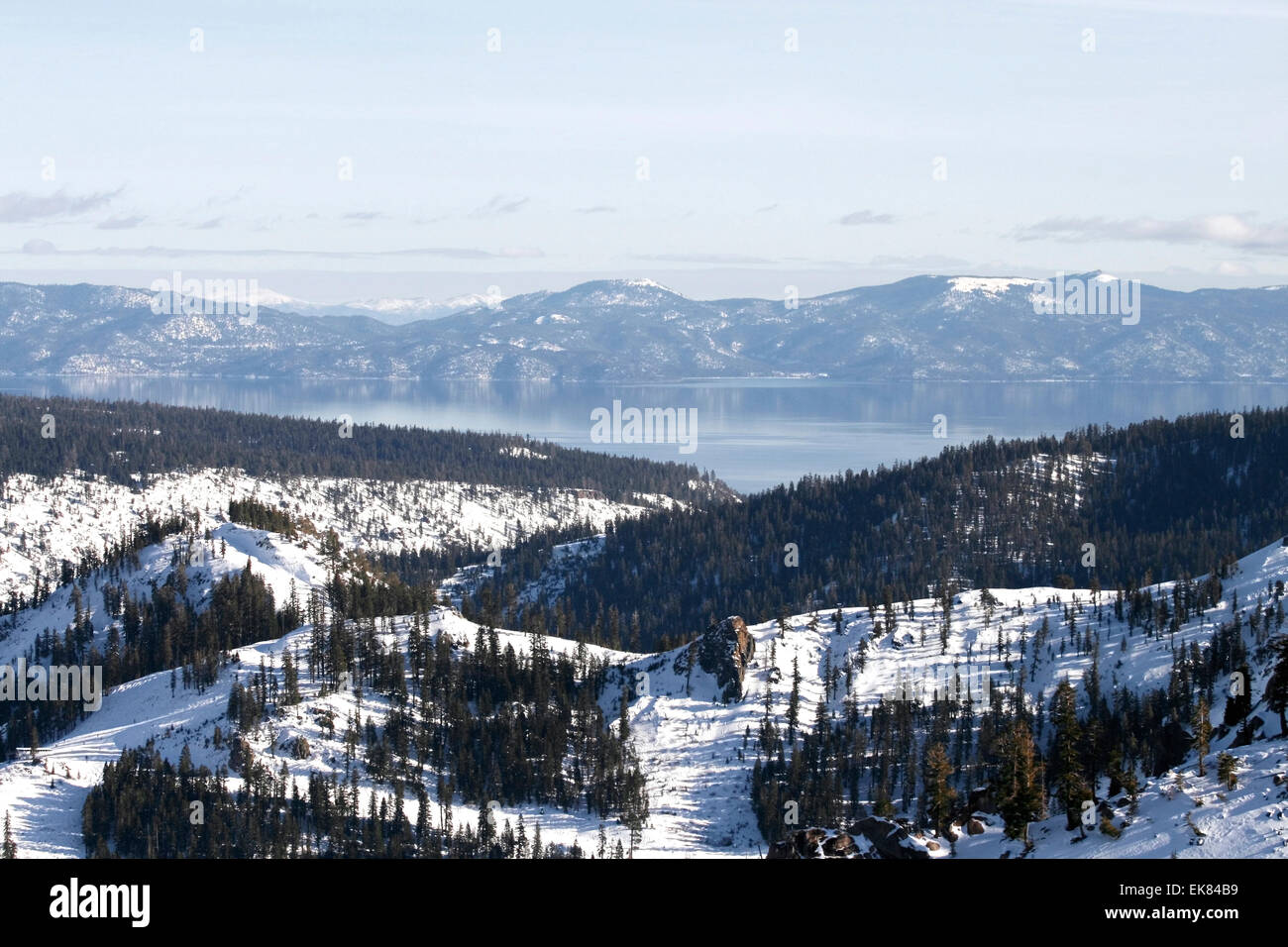 Lake tahoe ski resort in squaw valley hires stock photography and