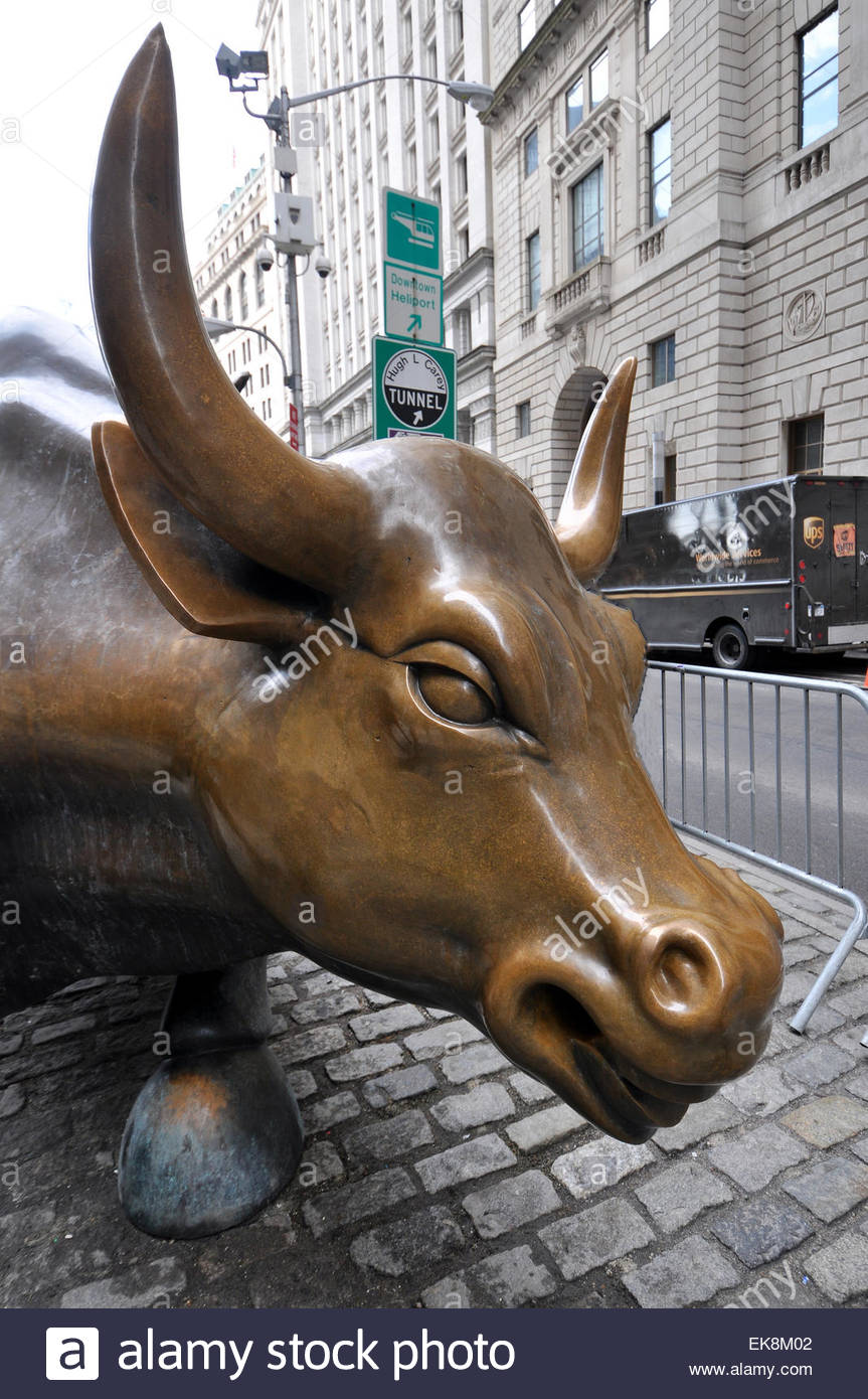 Wall Street Bull New York Stock Photos & Wall Street Bull New York