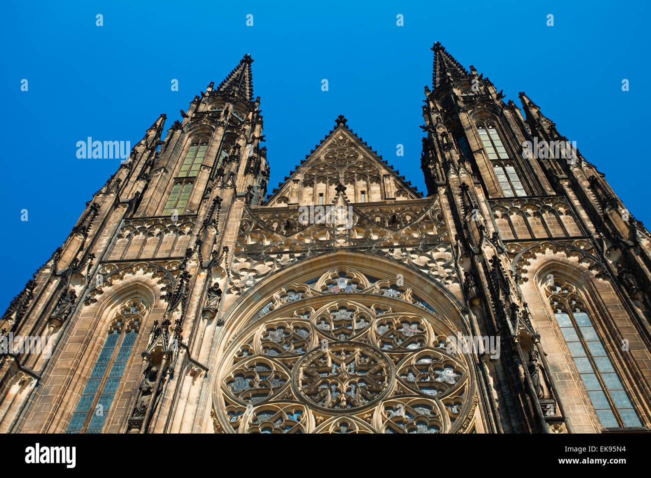  St. Vitus Cathedral Stock Photo - Alamy Illustration 