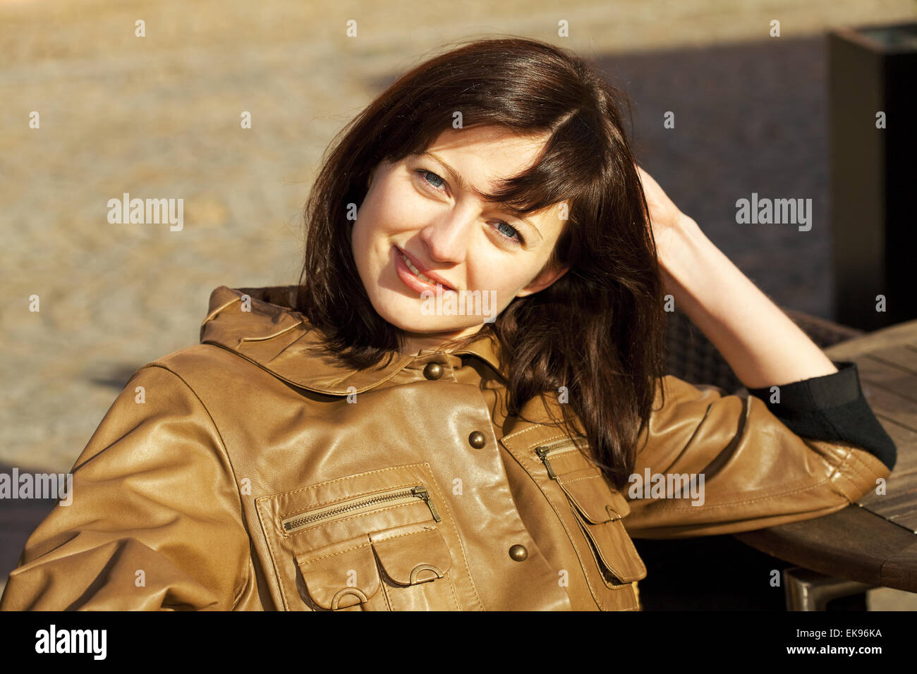 portrait of a young beautiful woman Stock Photo - Alamy