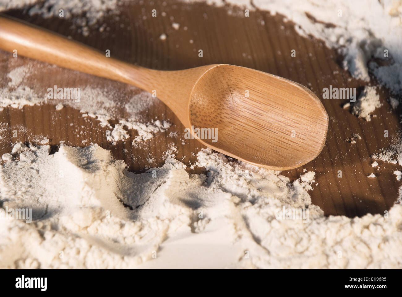 rolling pin and flour Stock Photo Alamy
