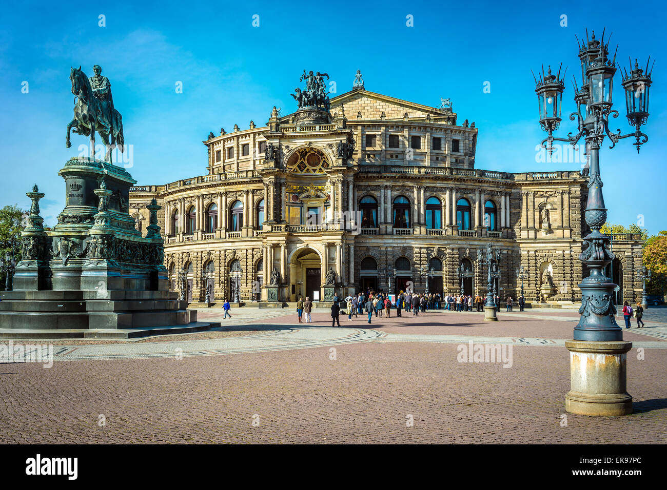 Opera house Dresden Stock Photo Alamy
