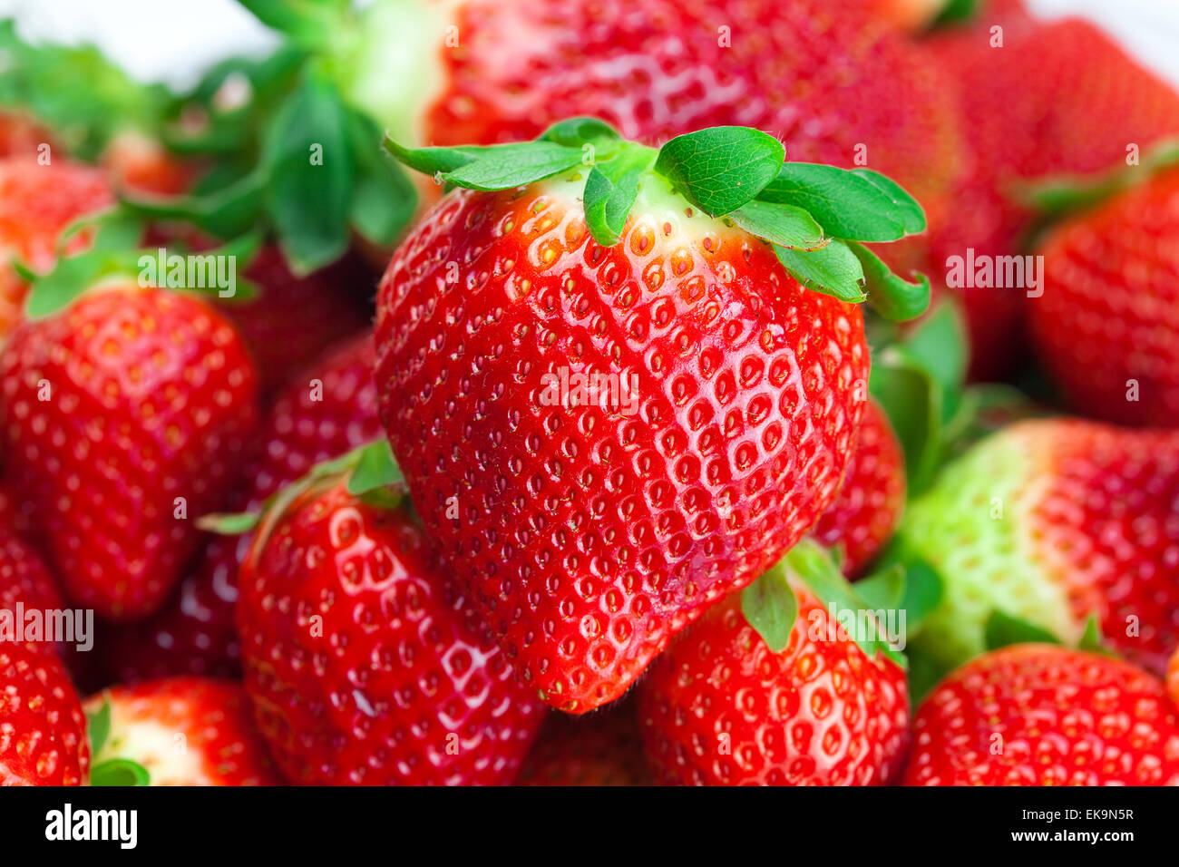 Full frame small strawberries hi-res stock photography and images - Alamy