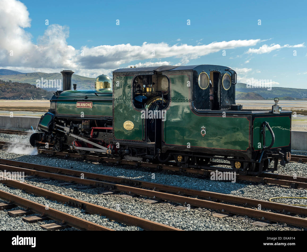 Saddle tank tender engine hi-res stock photography and images - Alamy