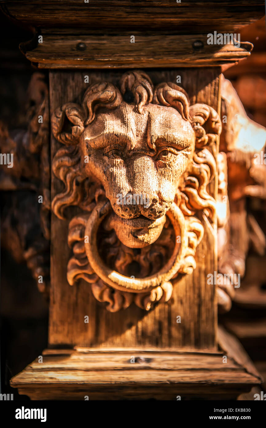 wood carved lion