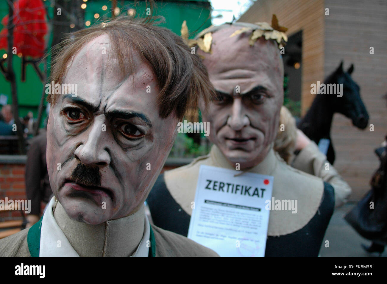 Hitler mask hi-res stock photography and images - Alamy