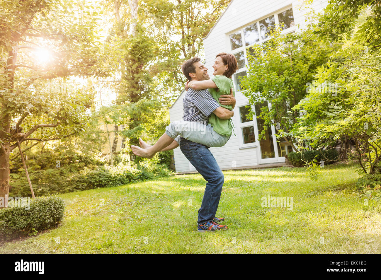 Ground Hugging Ground hugging tree hi-res stock photography and images - Alamy