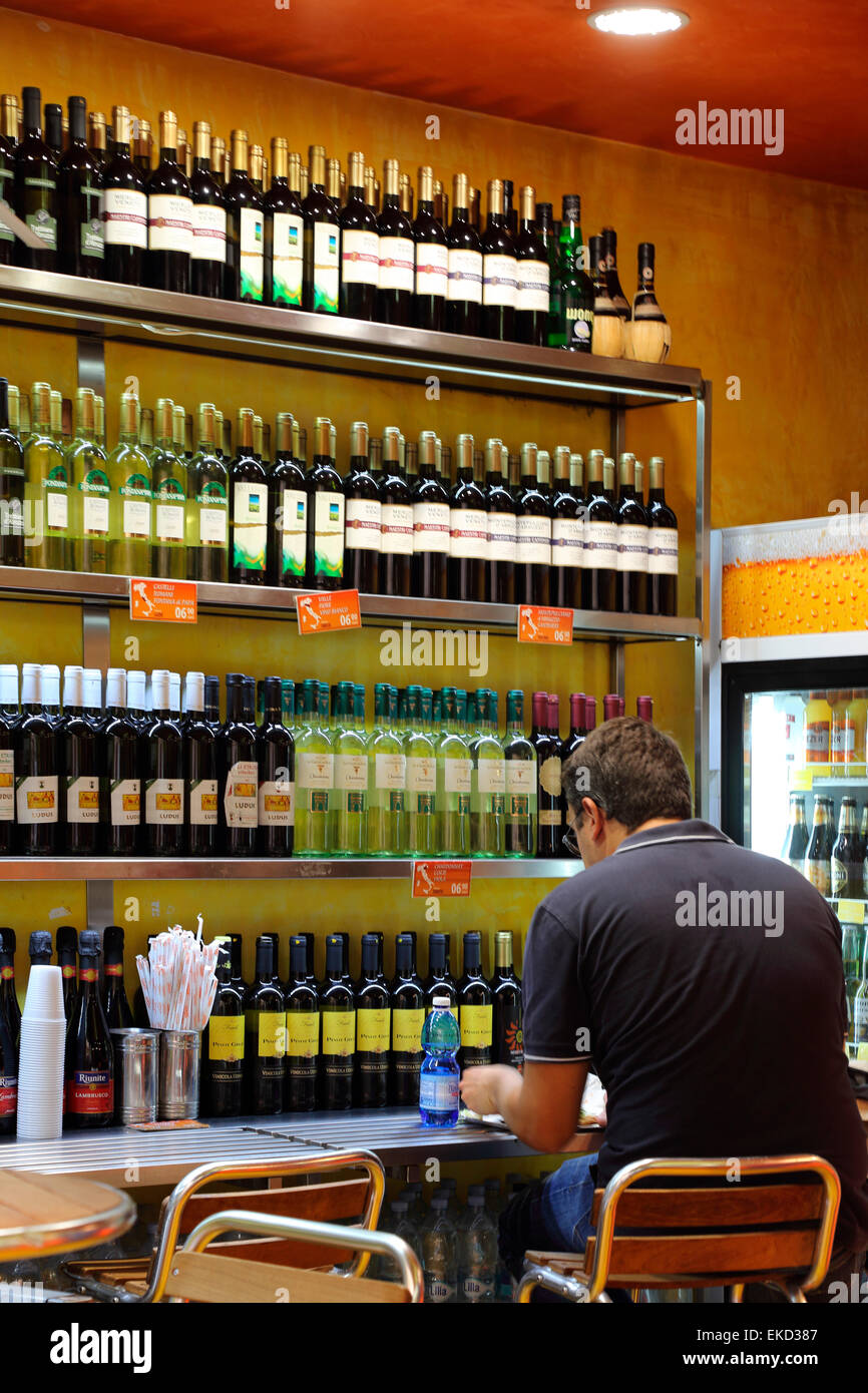 Coffee shop italy hires stock photography and images Alamy