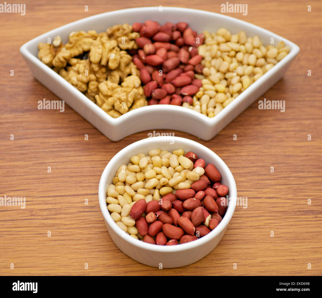 Walnut and white pine hires stock photography and images Alamy