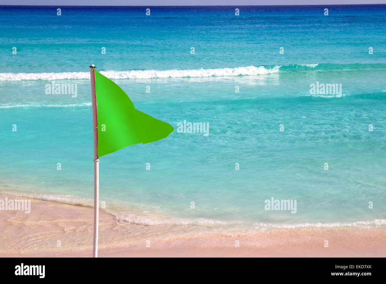 Green beach flag good beach weather Stock Photo Alamy