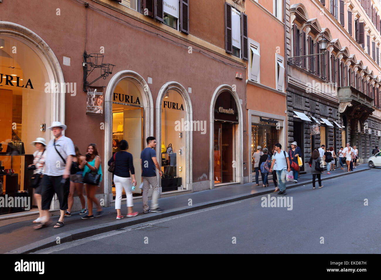 Via dei condotti rome hi-res stock photography and images - Alamy