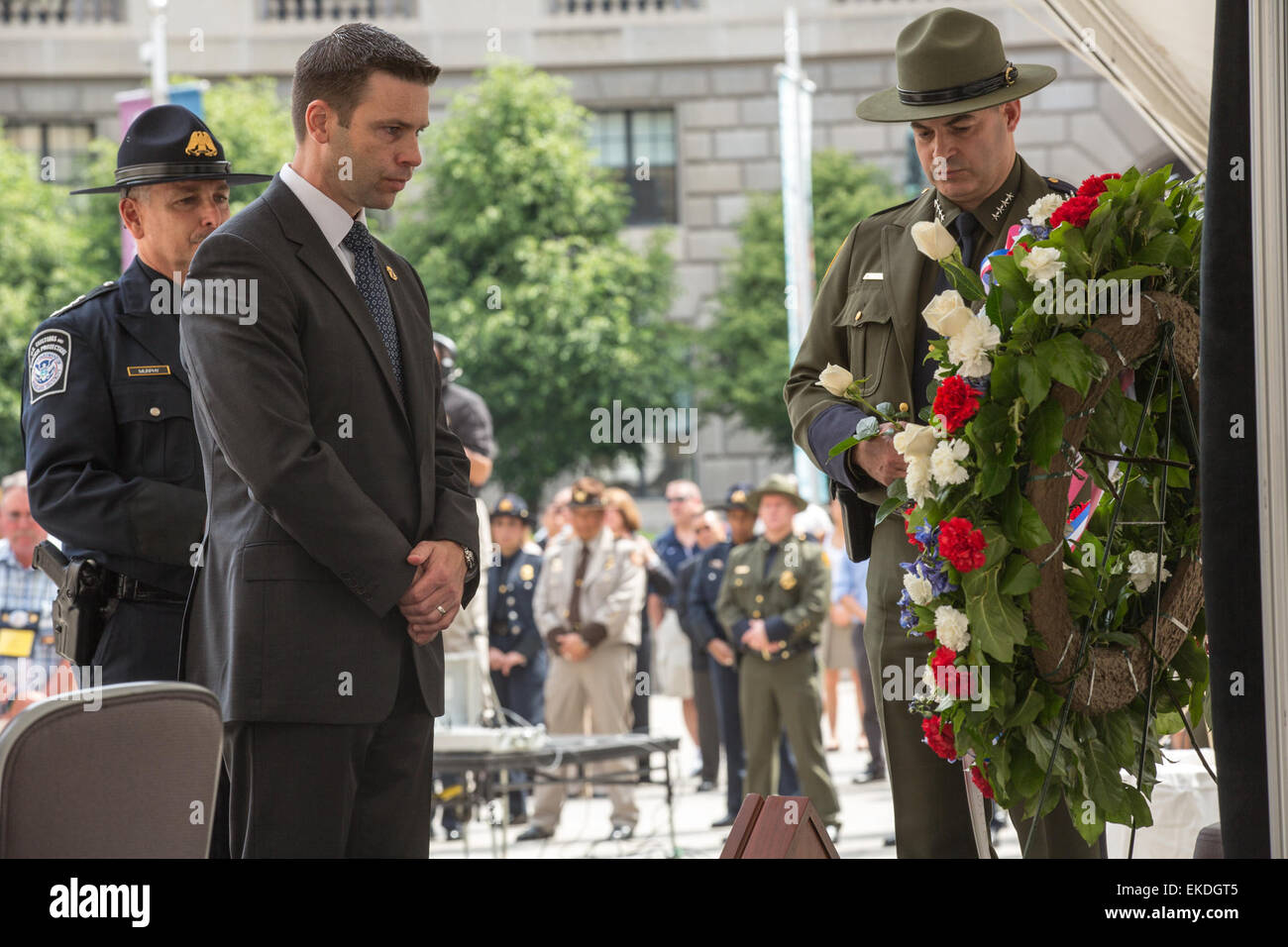 CBP holds a Valor Memorial and Wreath Laying Ceremony in Washington, DC ...