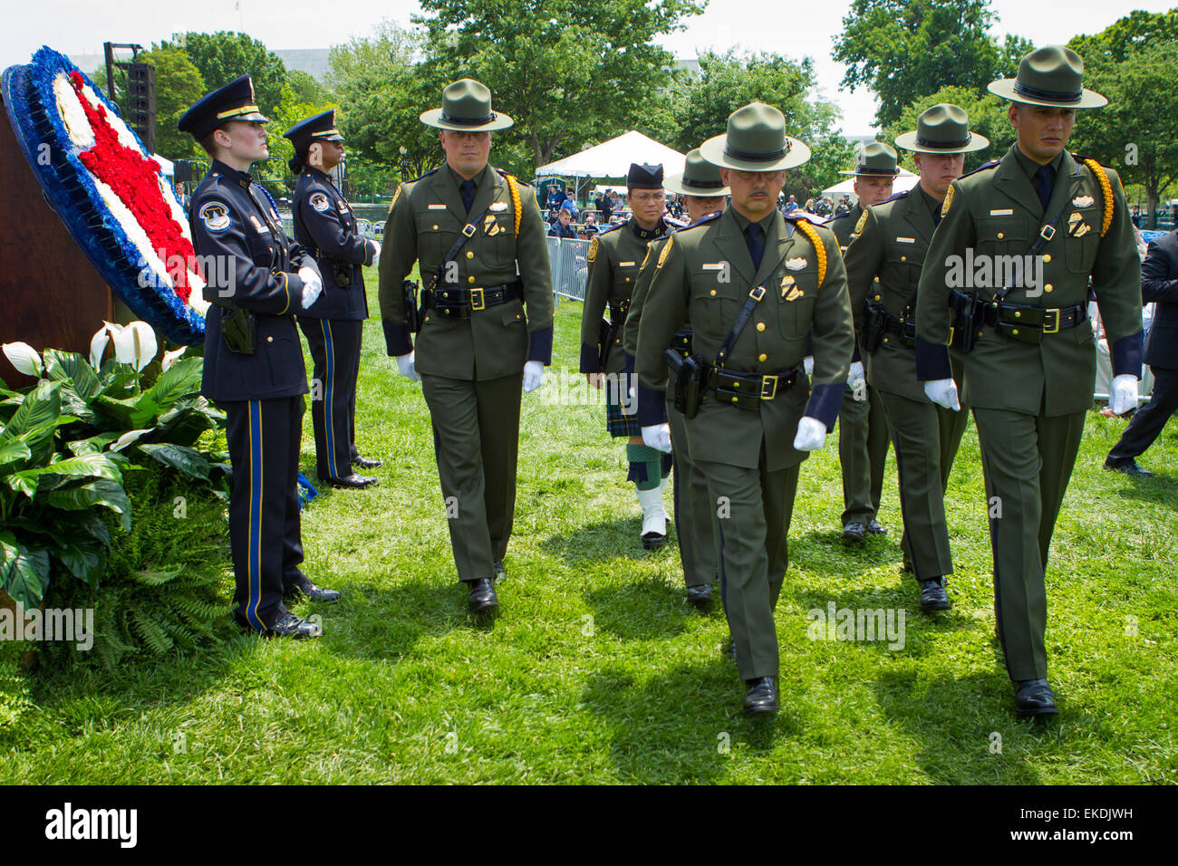 Border guard officers hi-res stock photography and images - Alamy