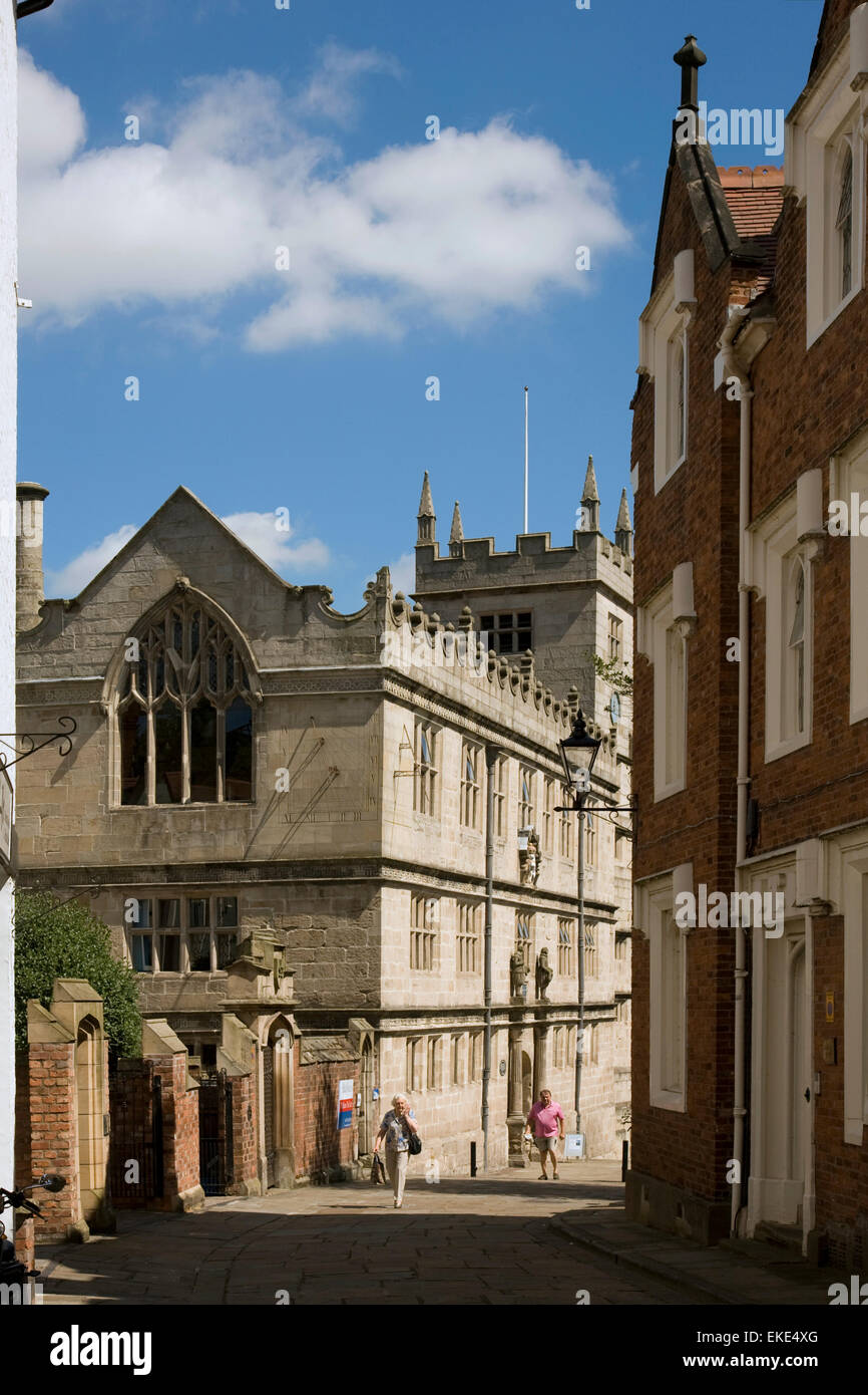 Shrewsbury library in the town centre, Summer 2014 Stock Photo Alamy