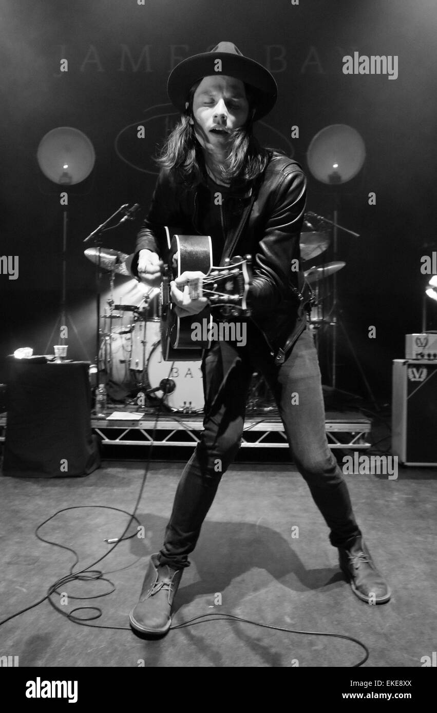 London, UK. 080415. James Bay, British singer-songwriter, performs at ...