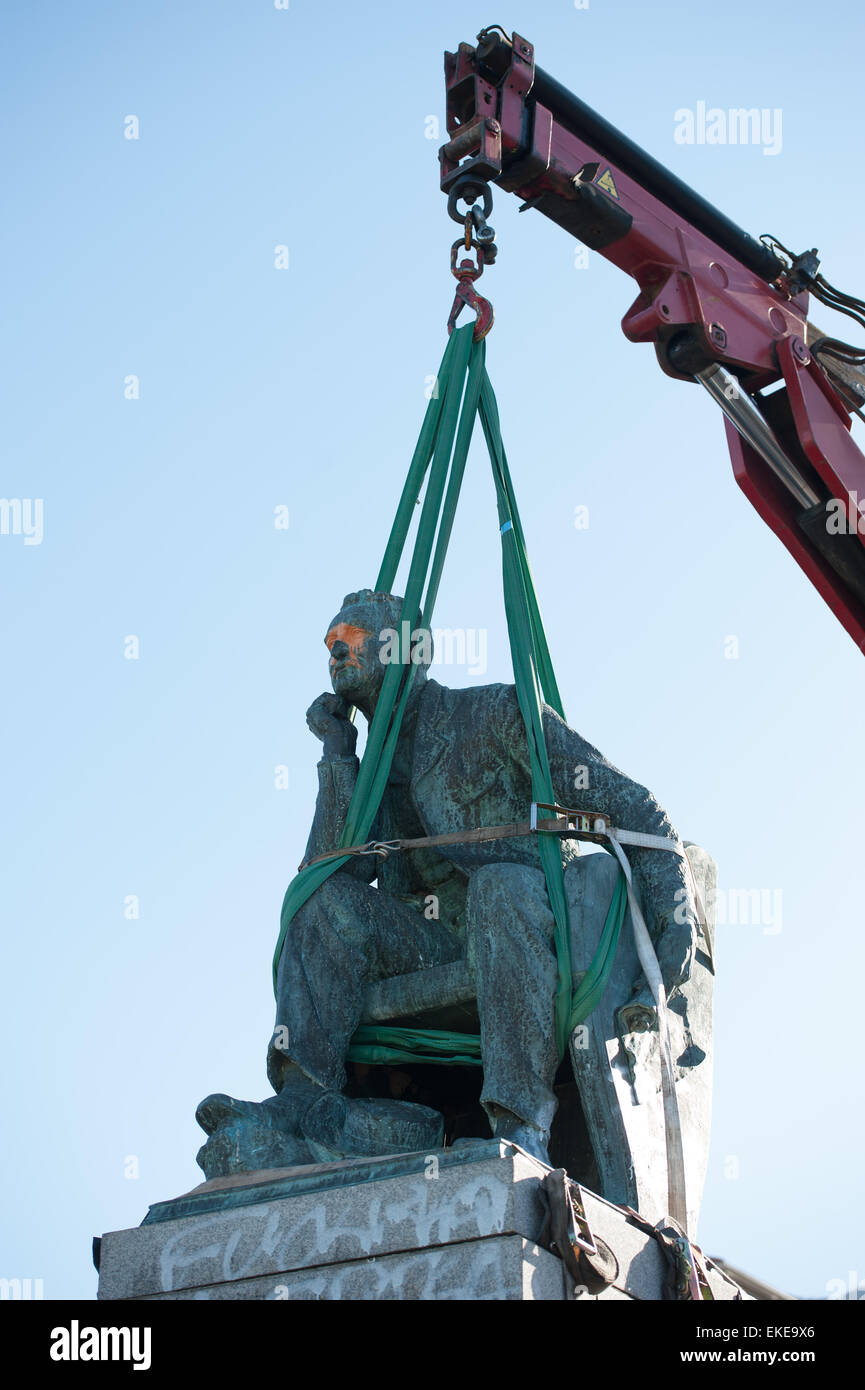 Removal of cecil john rhodes statue hires stock photography and images