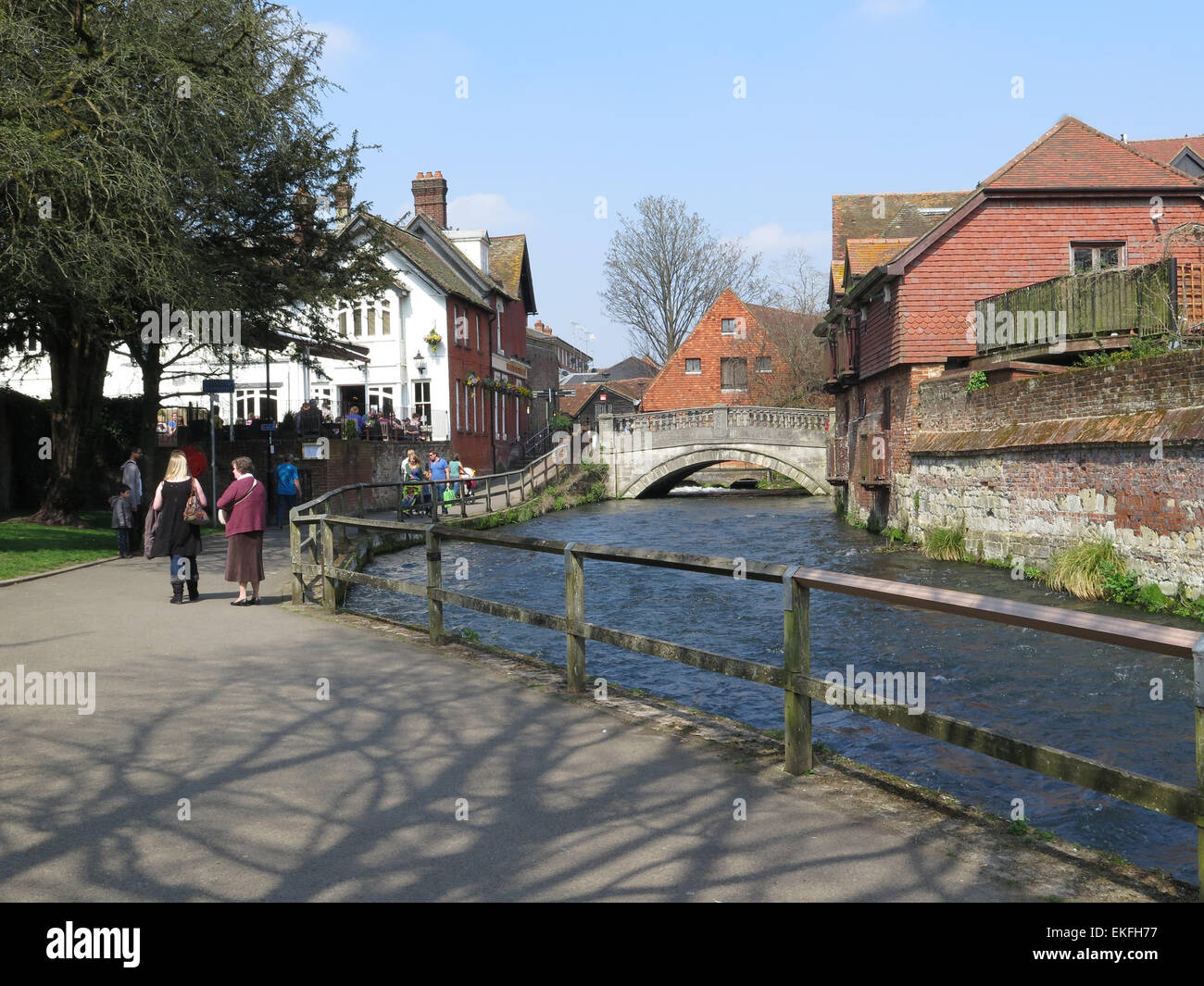Winchester River Itchen riverside walk Stock Photo Alamy
