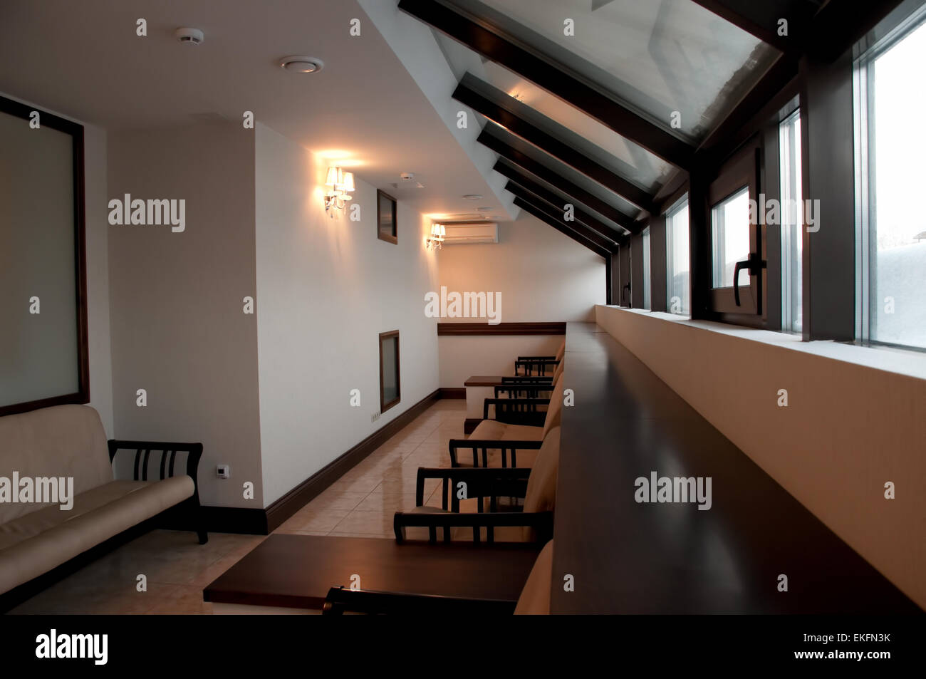 Empty decorated workplace office hi-res stock photography and images ...