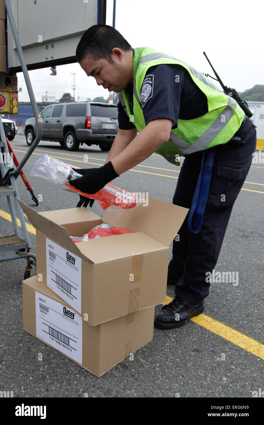 CBP Field Officers in Seattle conduct vehicle inspections, focusing on ...