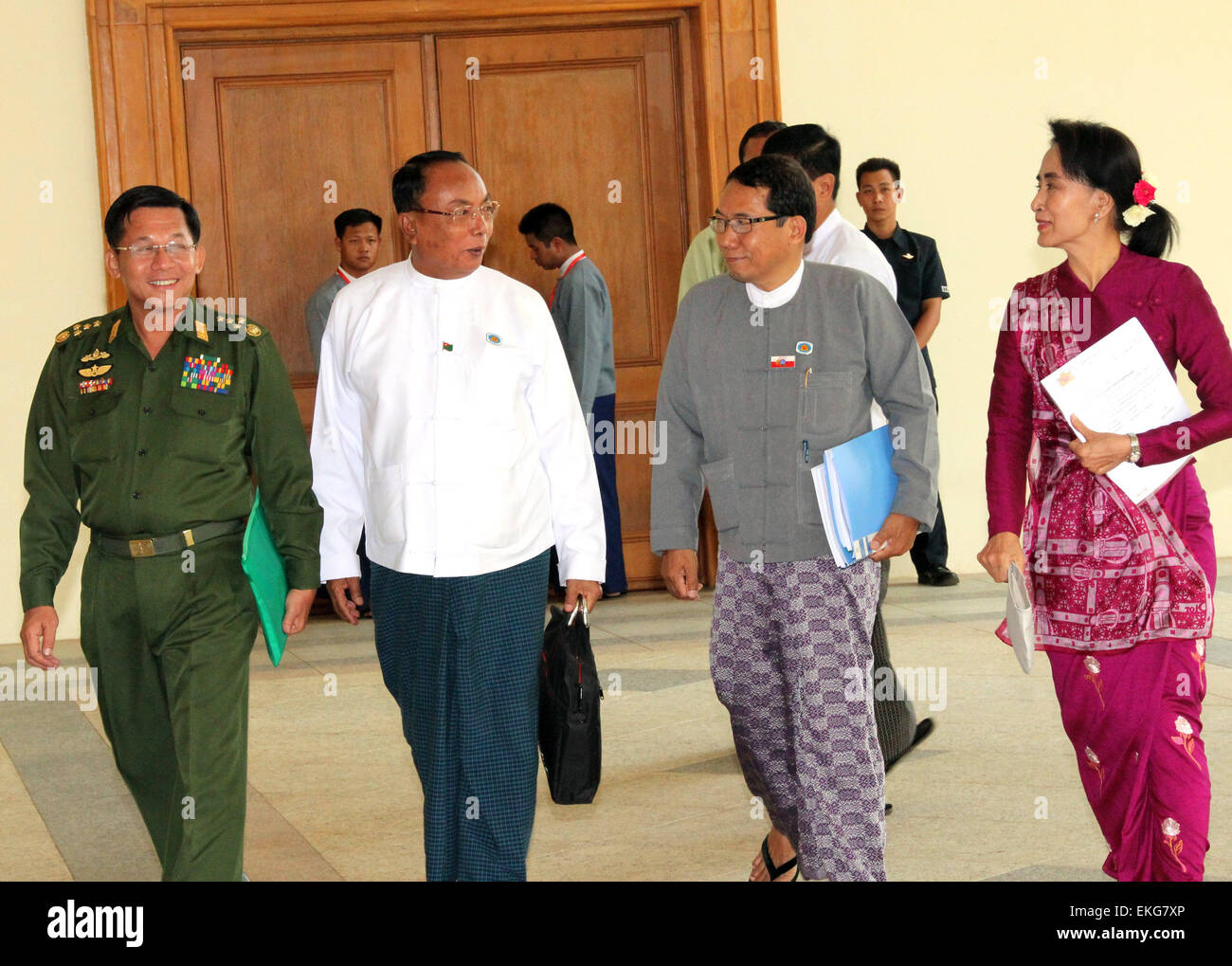 Nay Pyi Taw, Myanmar. 10th Apr, 2015. Myanmar's Commander-in-Chief of the Defense Services Senior-General Min Aung Hlaing, Speaker of the House of Nationalities (Upper House) U Khin Aung Myint, parliament member of the Upper House and chairman of Arakan National Party (ANP) Dr. Aye Maung, and opposition leader Aung San Suu Kyi (L - R) walk to the meeting room for the high-level six-party talks in Nay Pyi Taw, Myanmar, April 10, 2015. Credit:  Xinhua/Alamy Live News Stock Photo