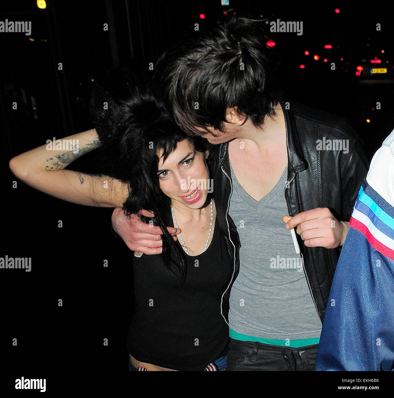 24.APRIL.2008. LONDON A DRUNK AND DISORIENTATED AMY WINEHOUSE Stock ...