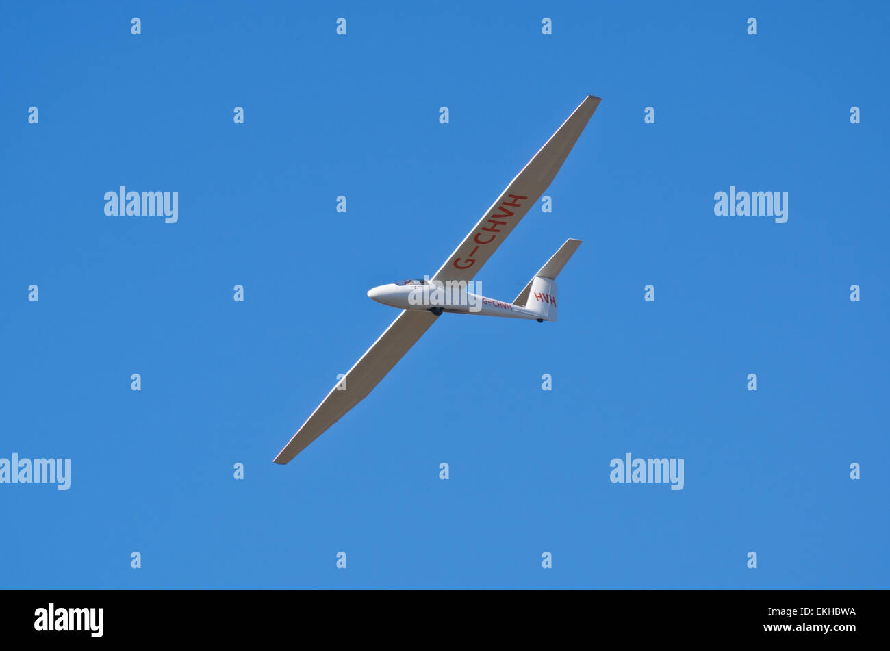 A glider flying over Dunstable downs Stock Photo Alamy